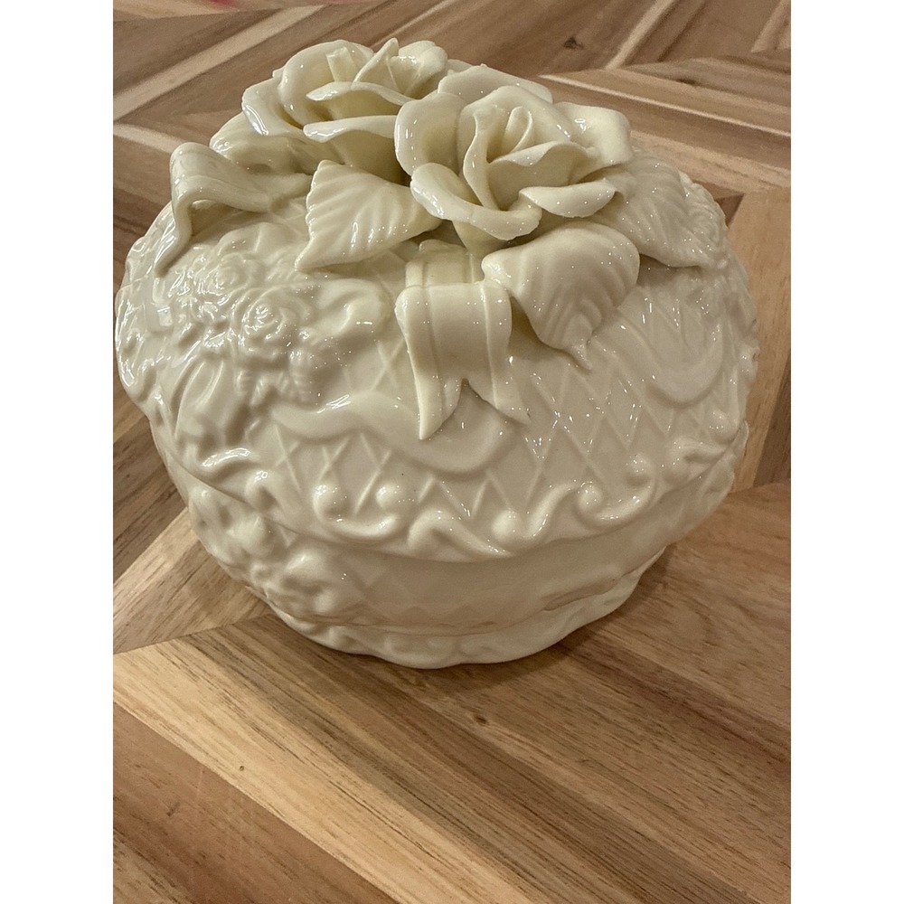 Vintage 60s Ivory Rose Floral Trinket Box Ceramic Keepsake Jewelry Organizer